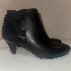 Alfani Black zip on booties with small heel! In original Box with price tags.